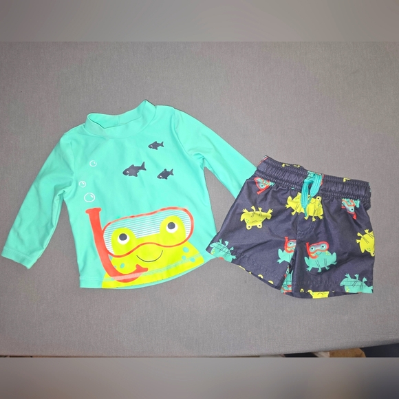 Carter's: Size: 3 to 6 months Swim trunks w/drawstring & Long sleeve Rash Guard - Picture 1 of 11